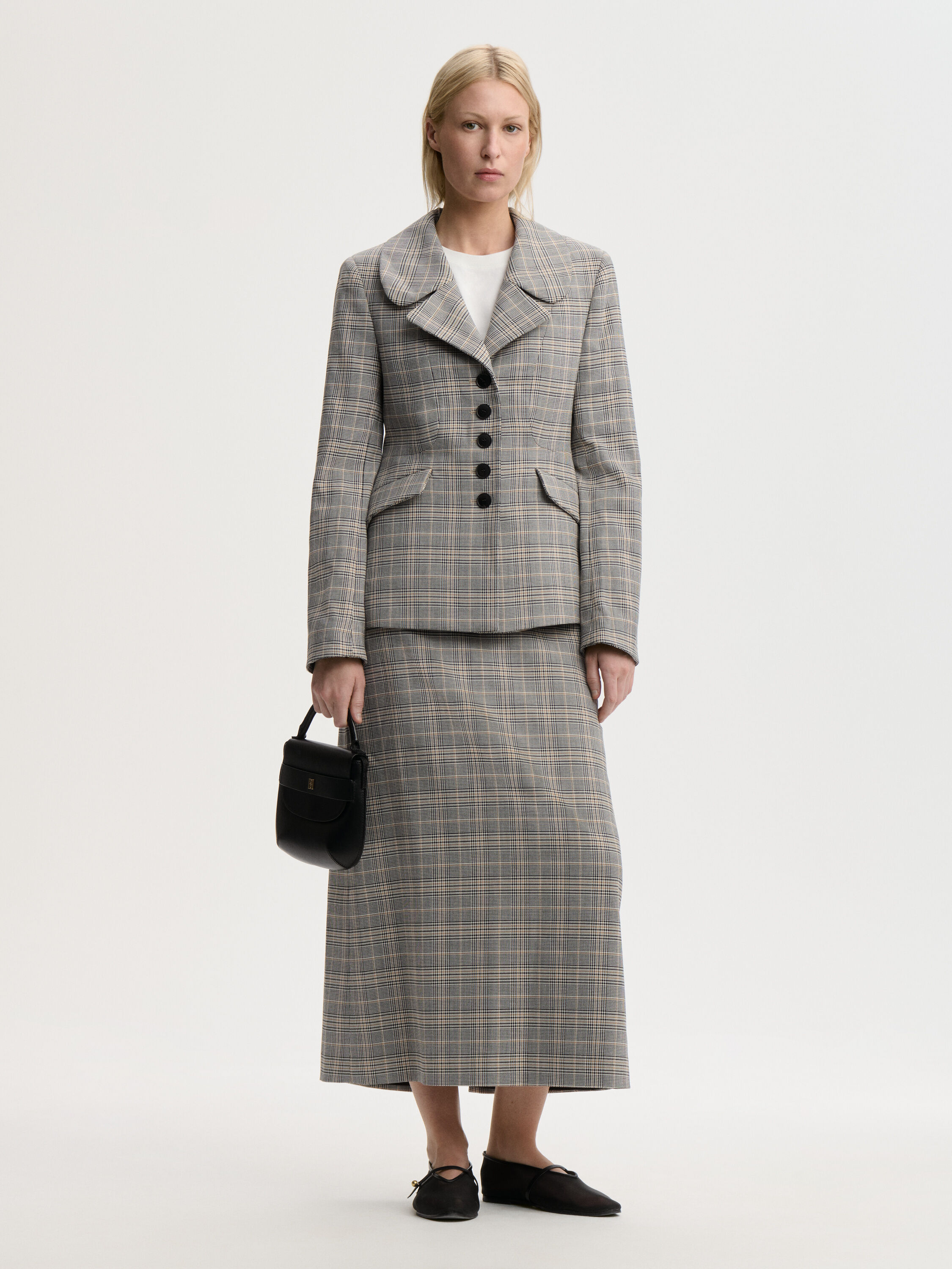 EXCLUSIVE: Palomie Suit maxi skirt