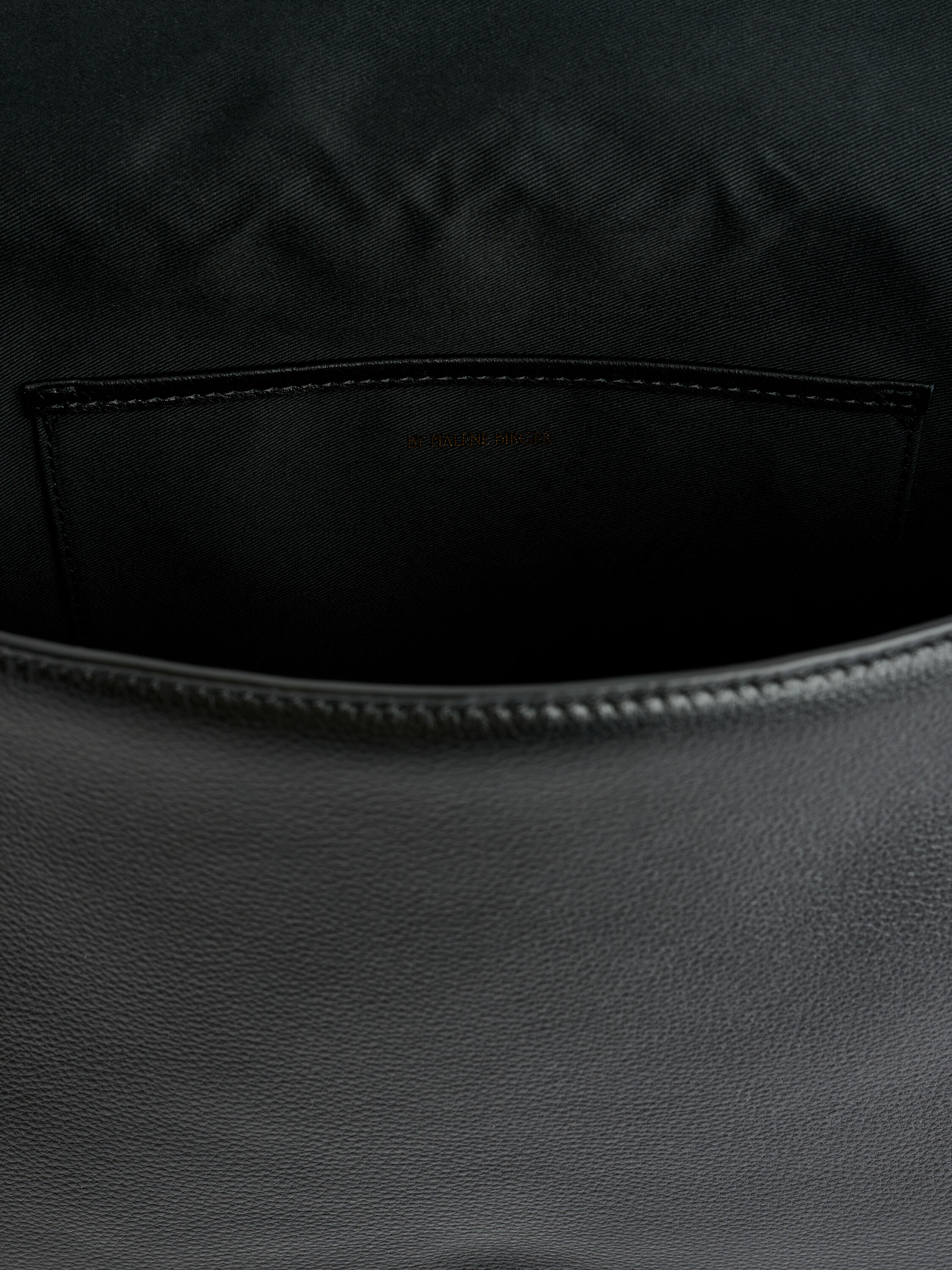 Lelou leather shoulder bag