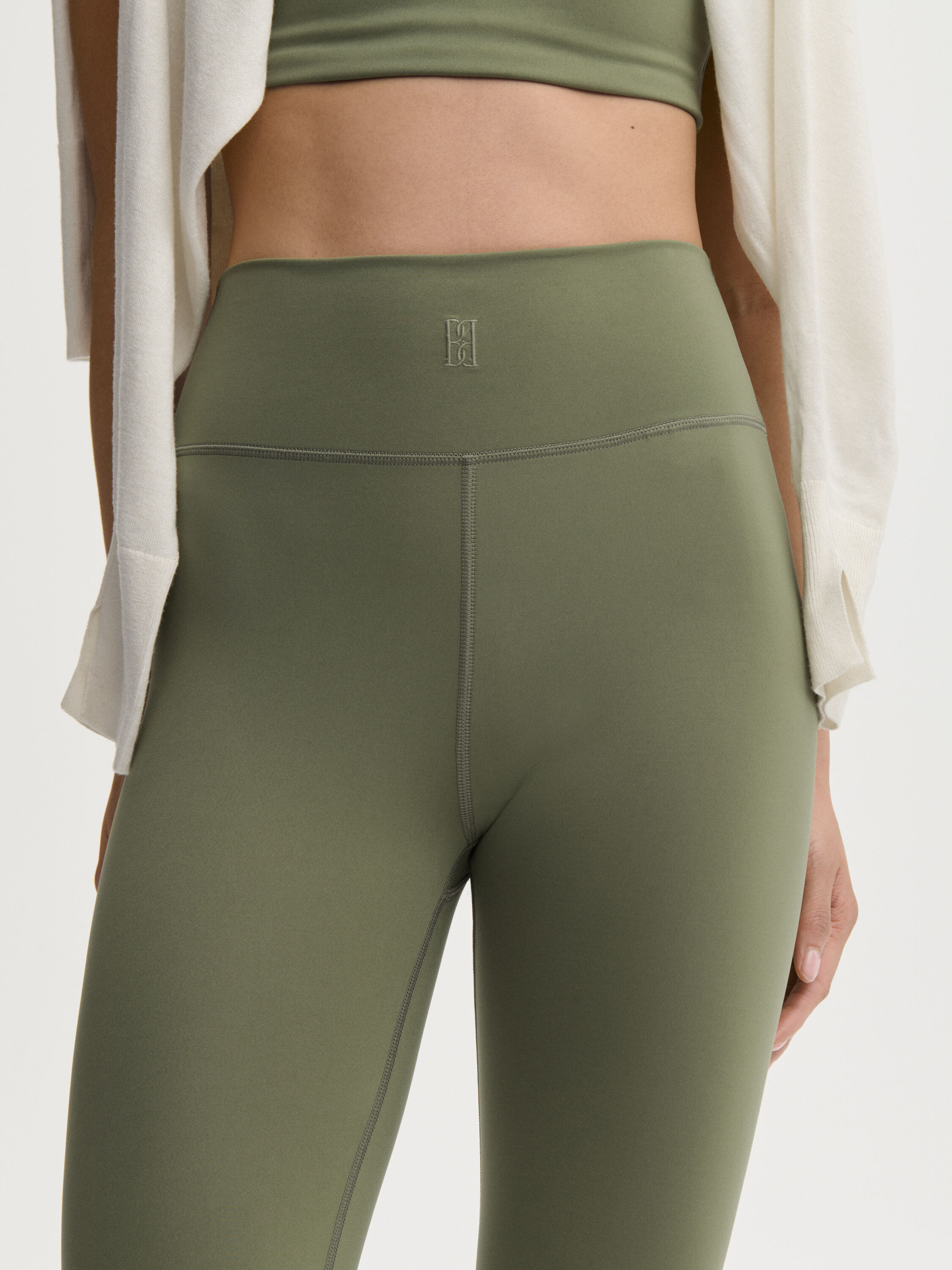 Polly capri leggings