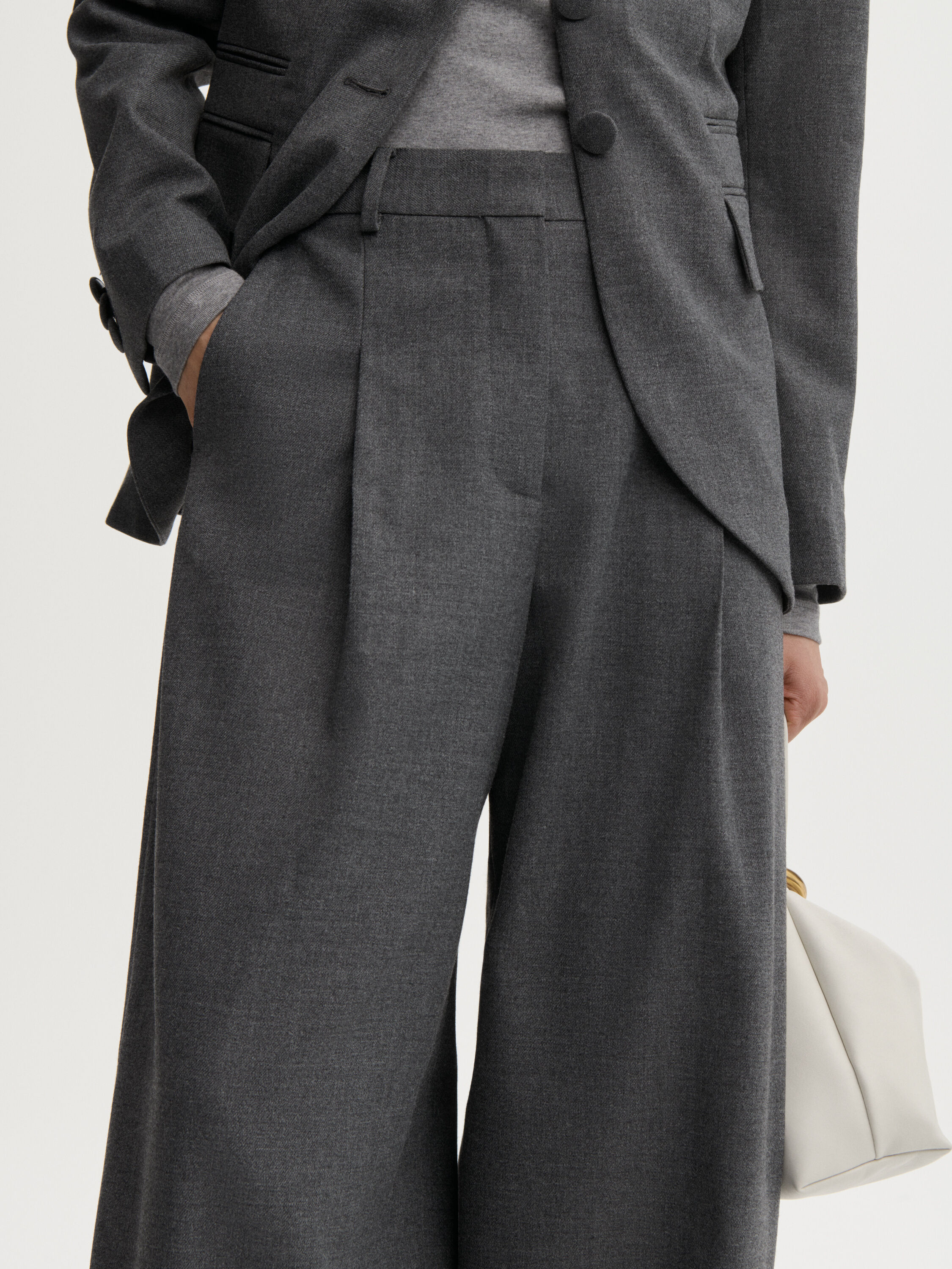 Povilanna barrel-leg trousers