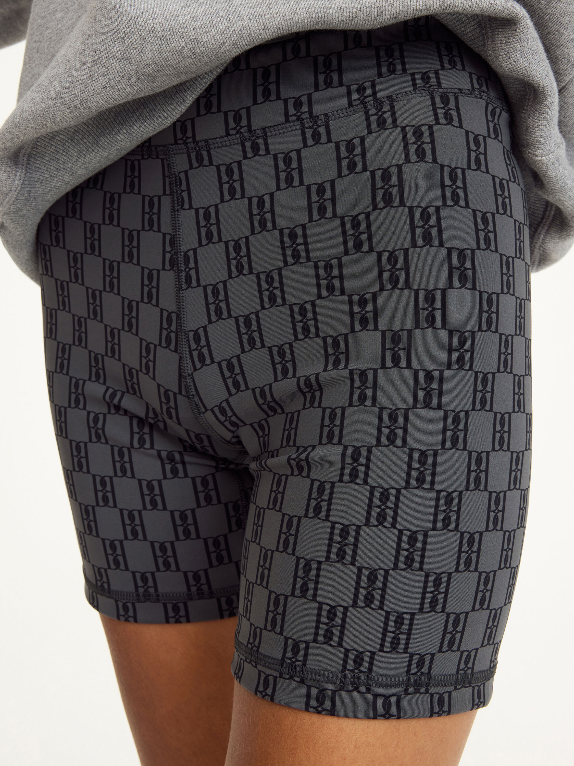 【AAKE】PATTERN MINI SK SHORTS RF Men's Mesh Paisley Shorts - Orange/White – RFwear
