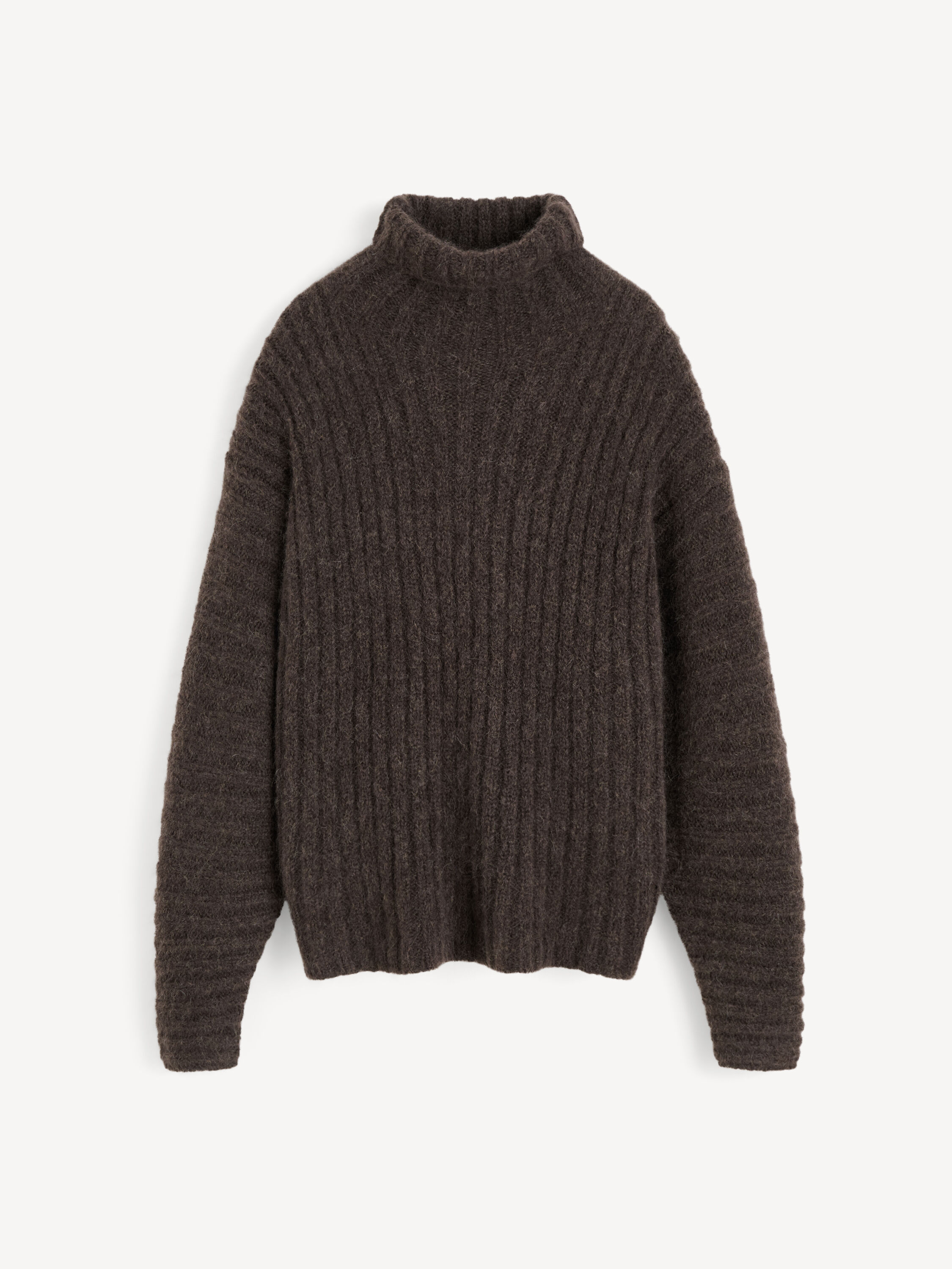 Mag sweater
