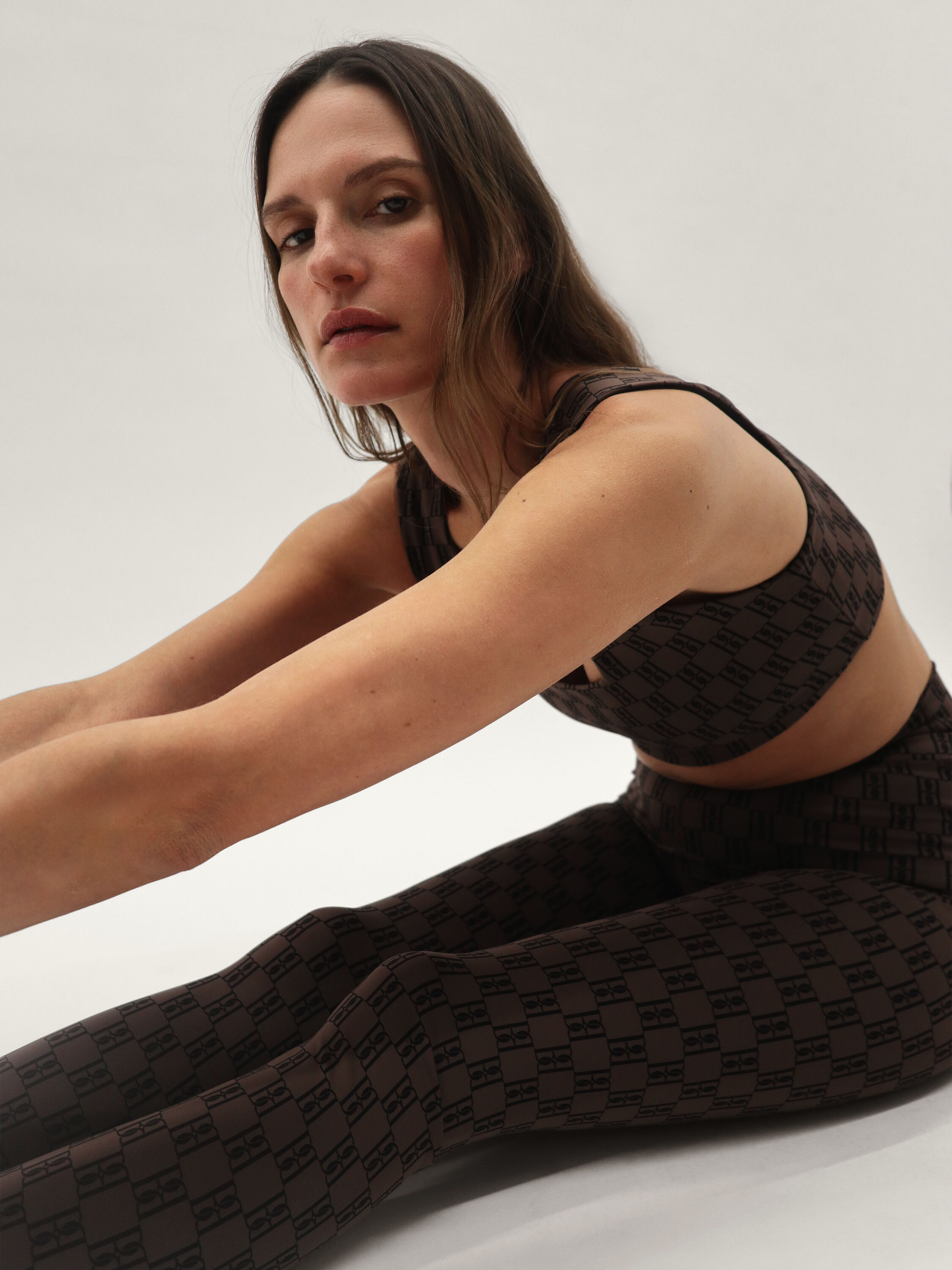 Athletic tights top