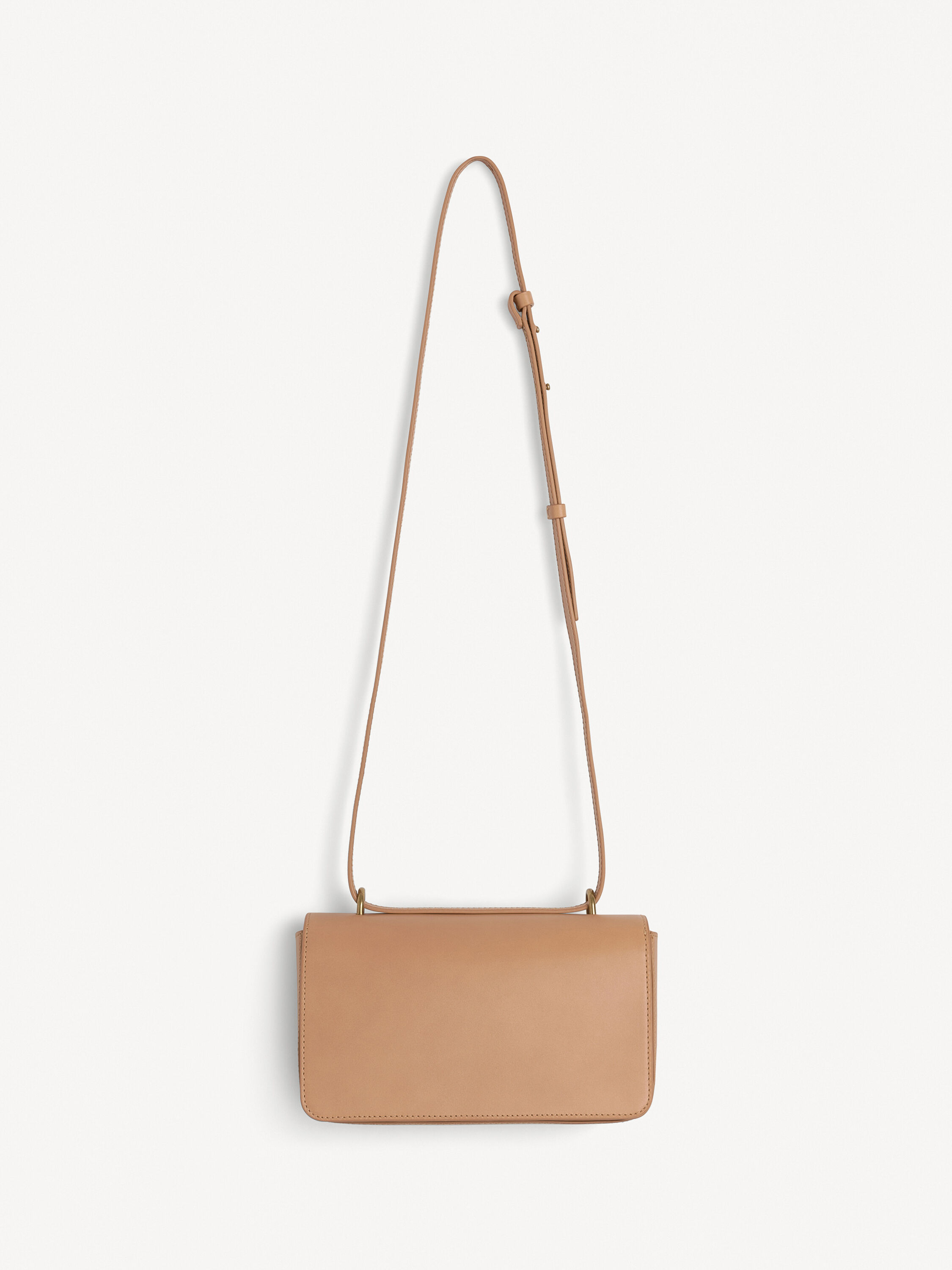 Noval leather shoulder bag