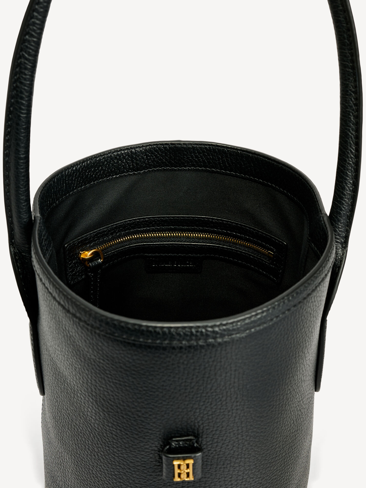 Marylle Grainy bucket bag