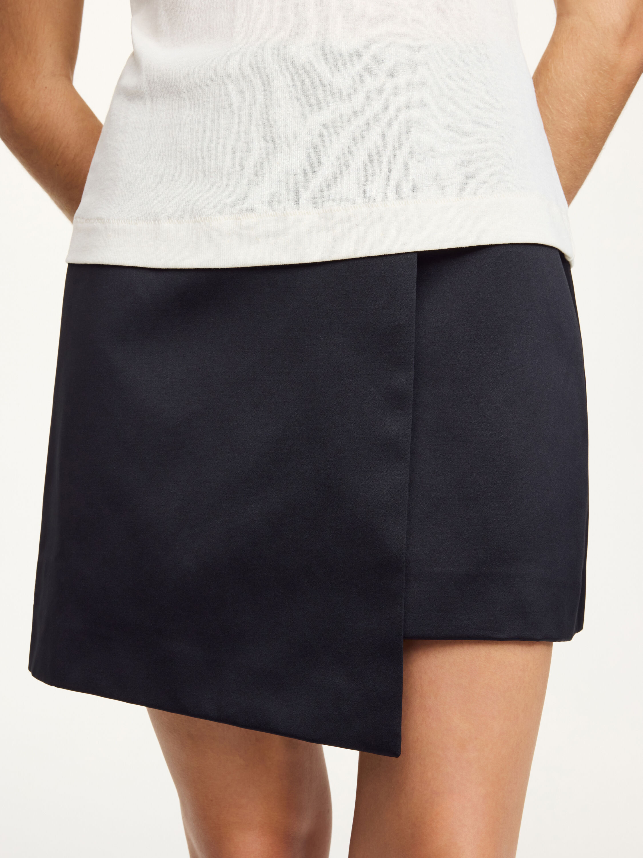 Raye mini skirt