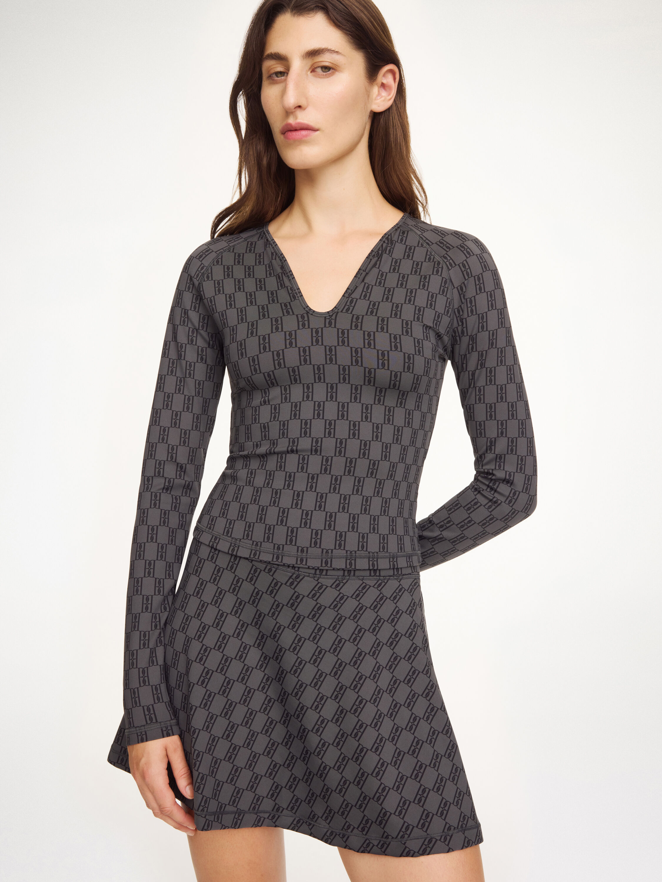 Venazia long sleeve athletic top