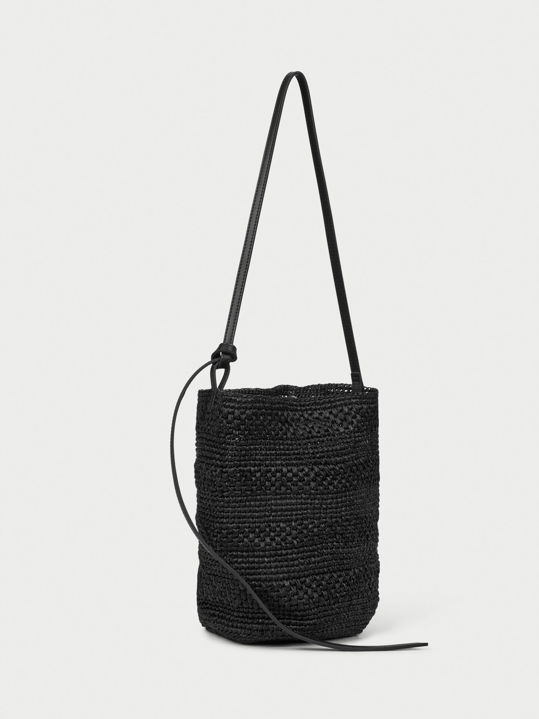 Mirabellee straw bucket bag