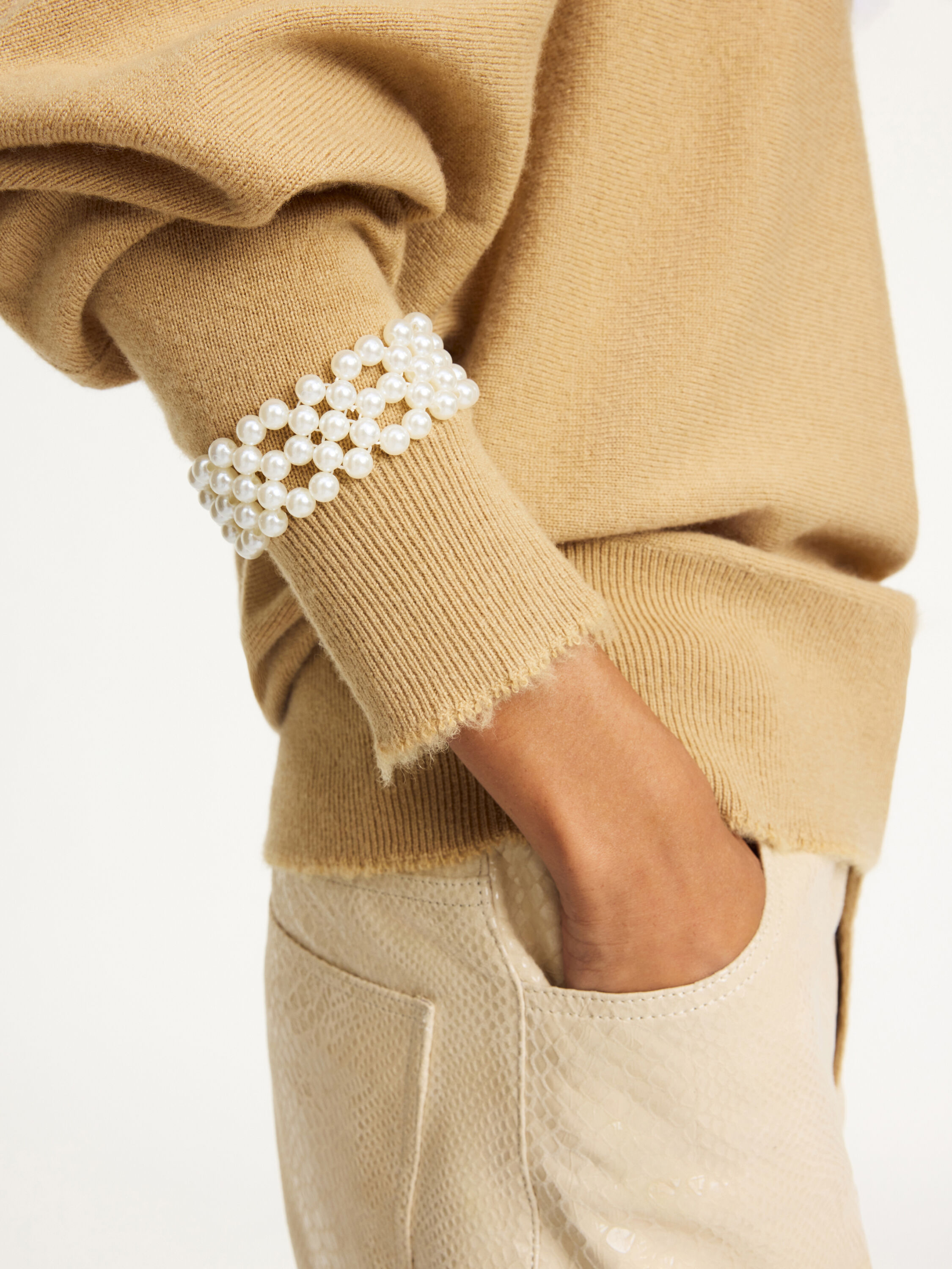 Chakie cuffs