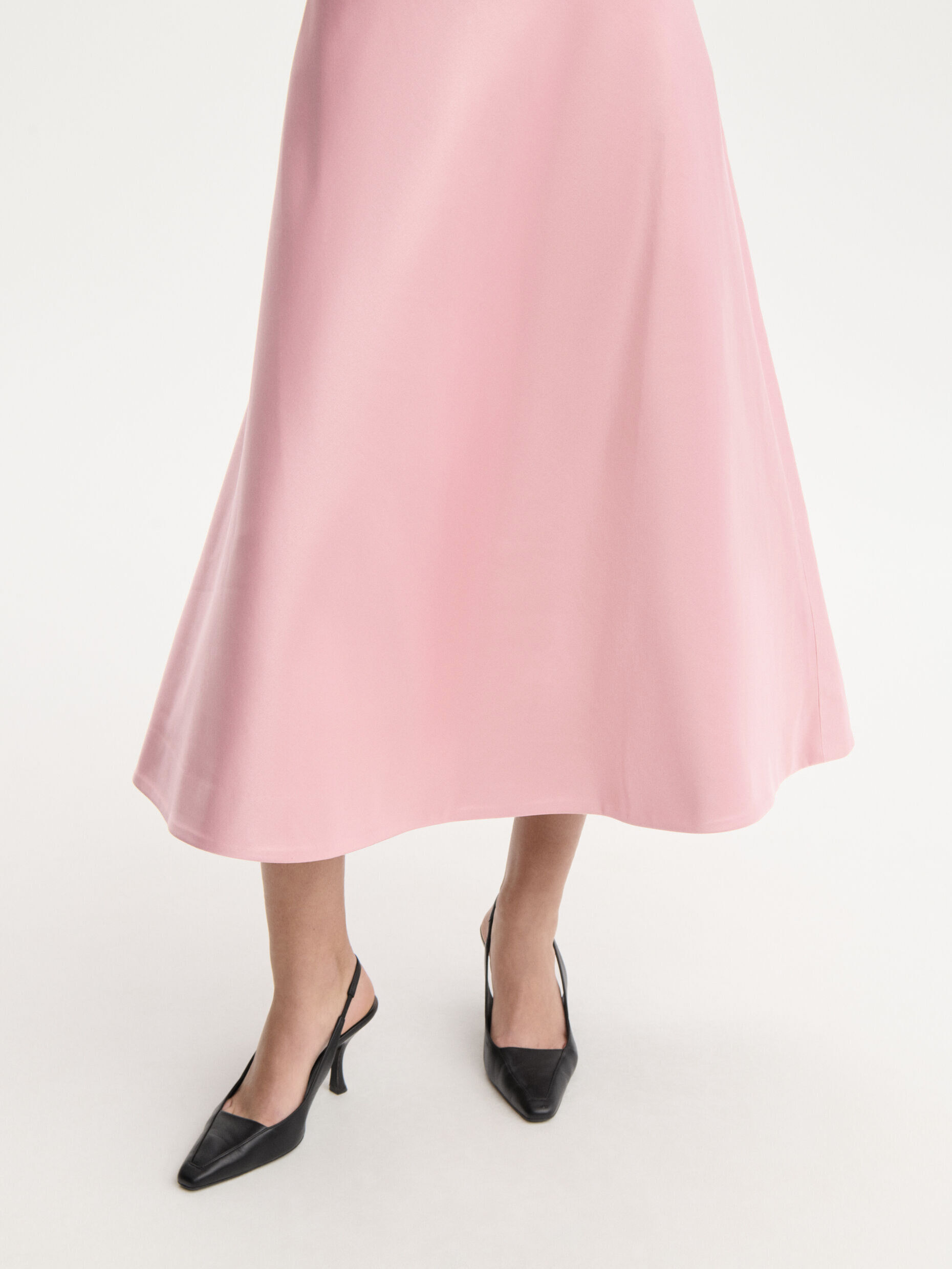 EXCLUSIVE: Giovanna satin maxi skirt