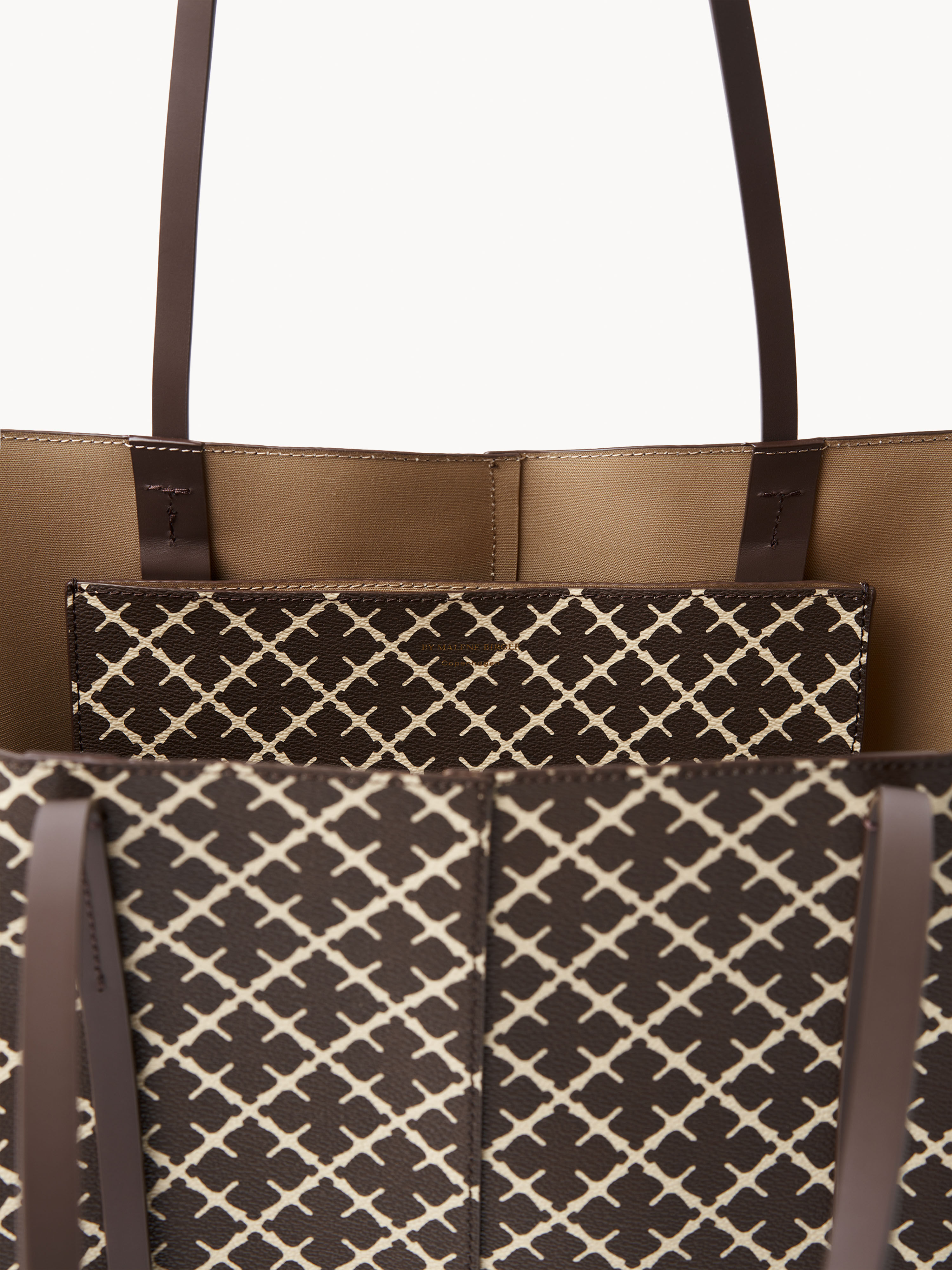 Abi printed tote bag