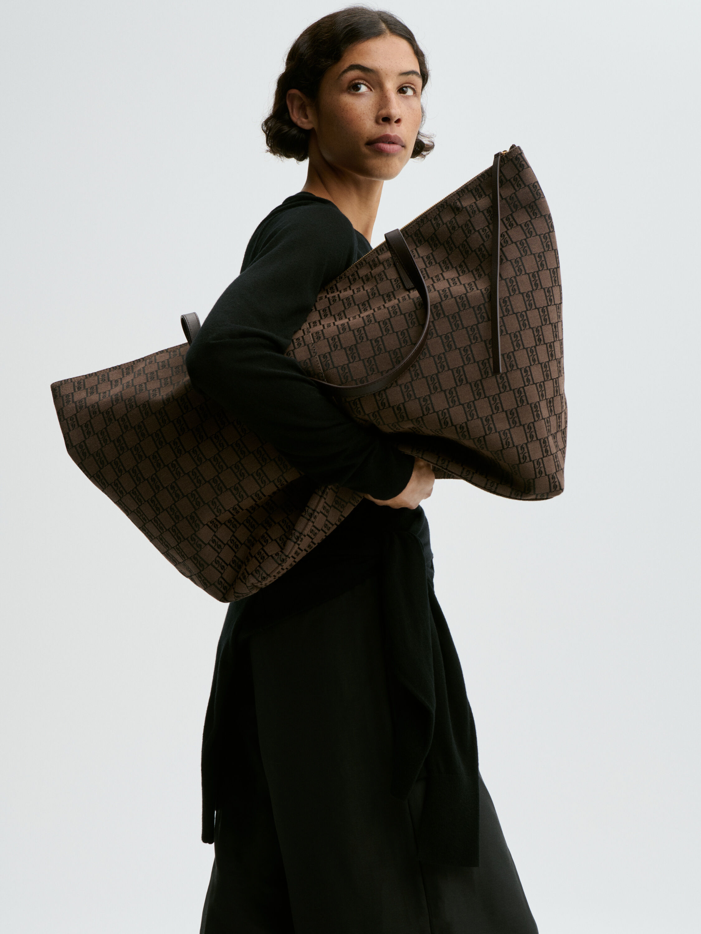 Carvon monogramm&oslash;nstret tote-taske