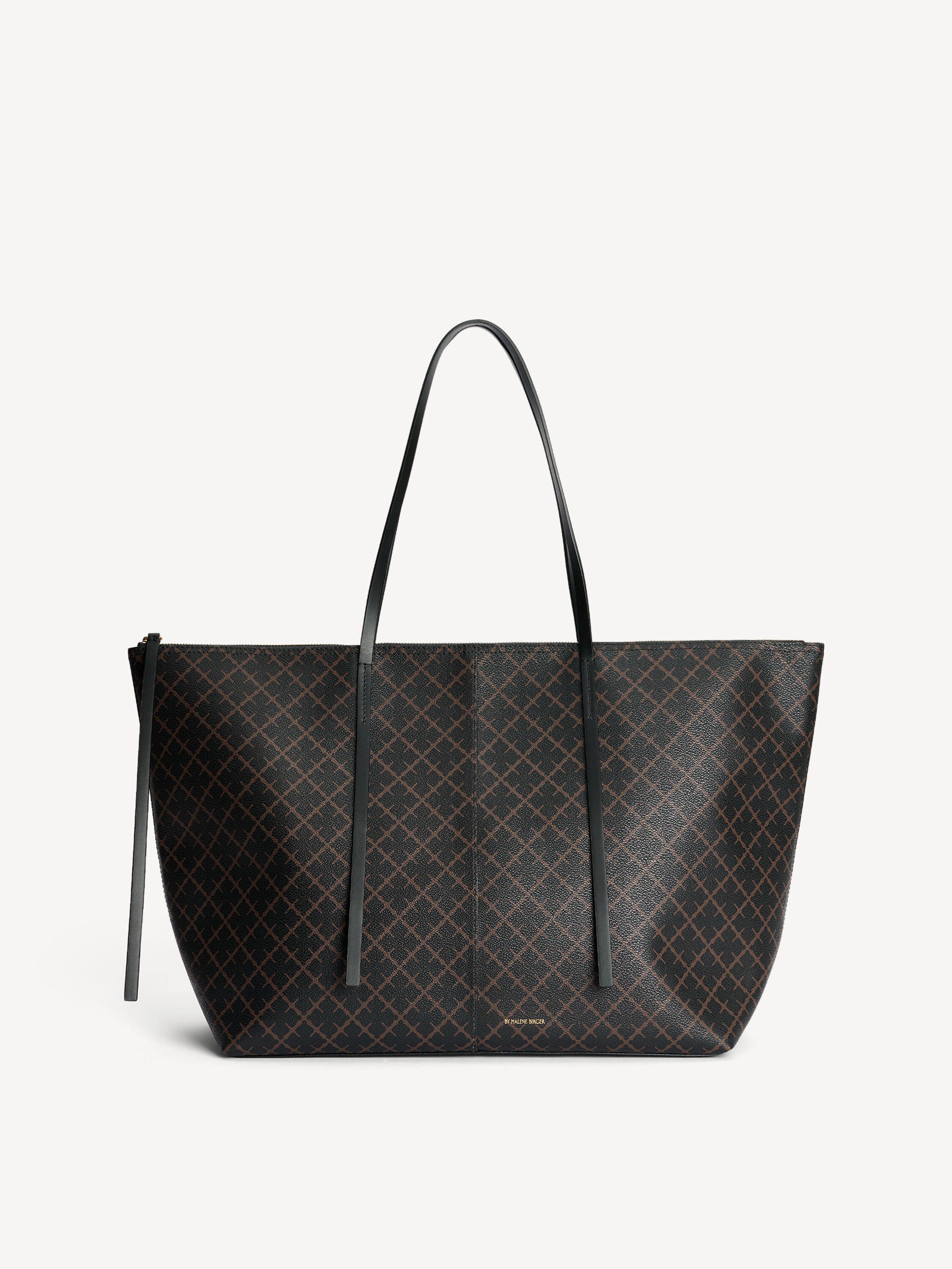 Luze tote bag Buy sfra bmb storefront catalog online By Malene Birger