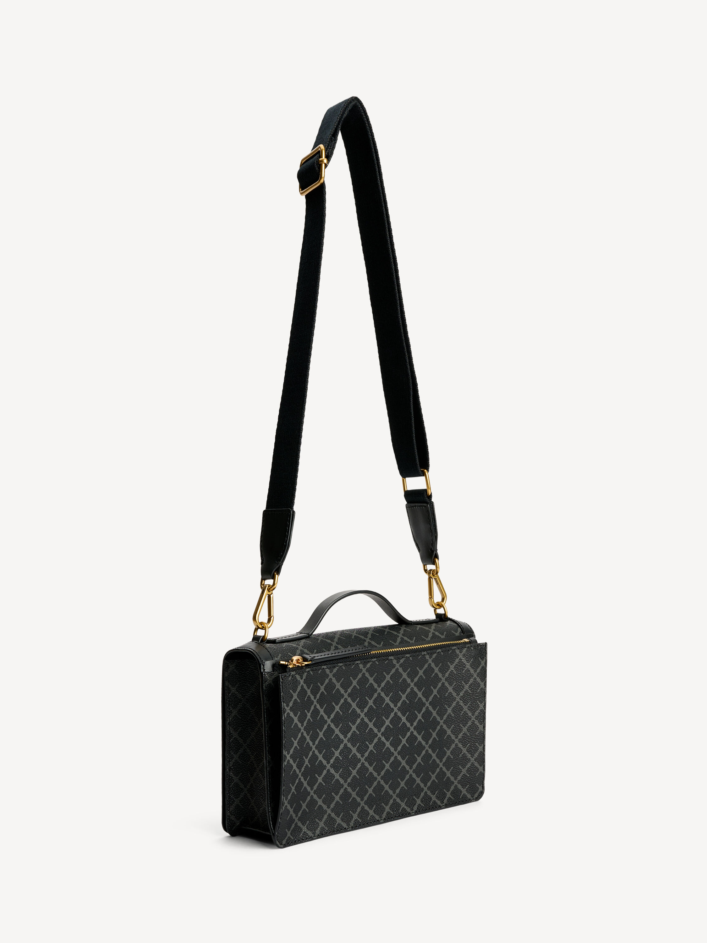 Loennas shoulder bag