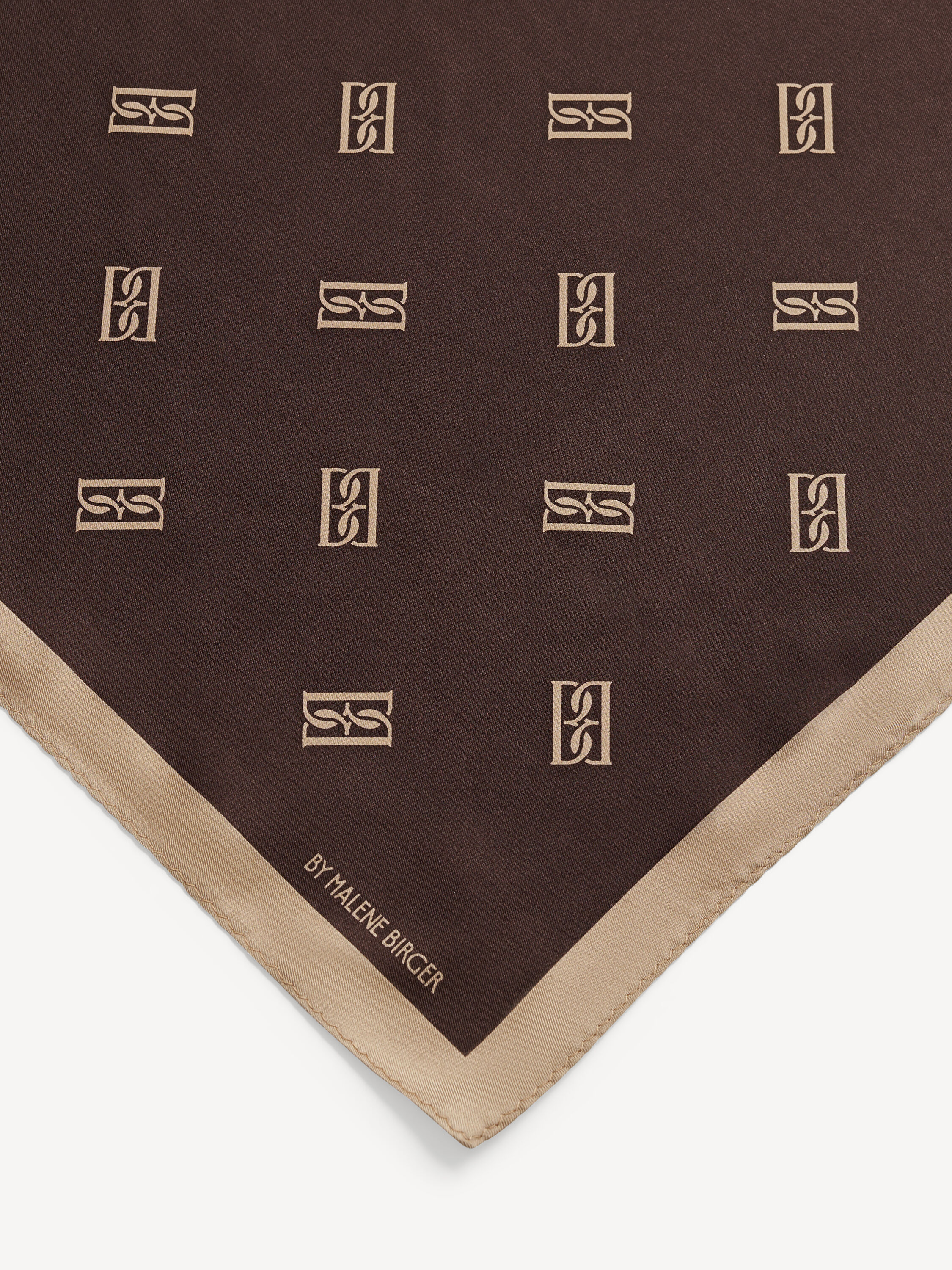 Monnis silk scarf - Buy Scarves online | By Malene Birger