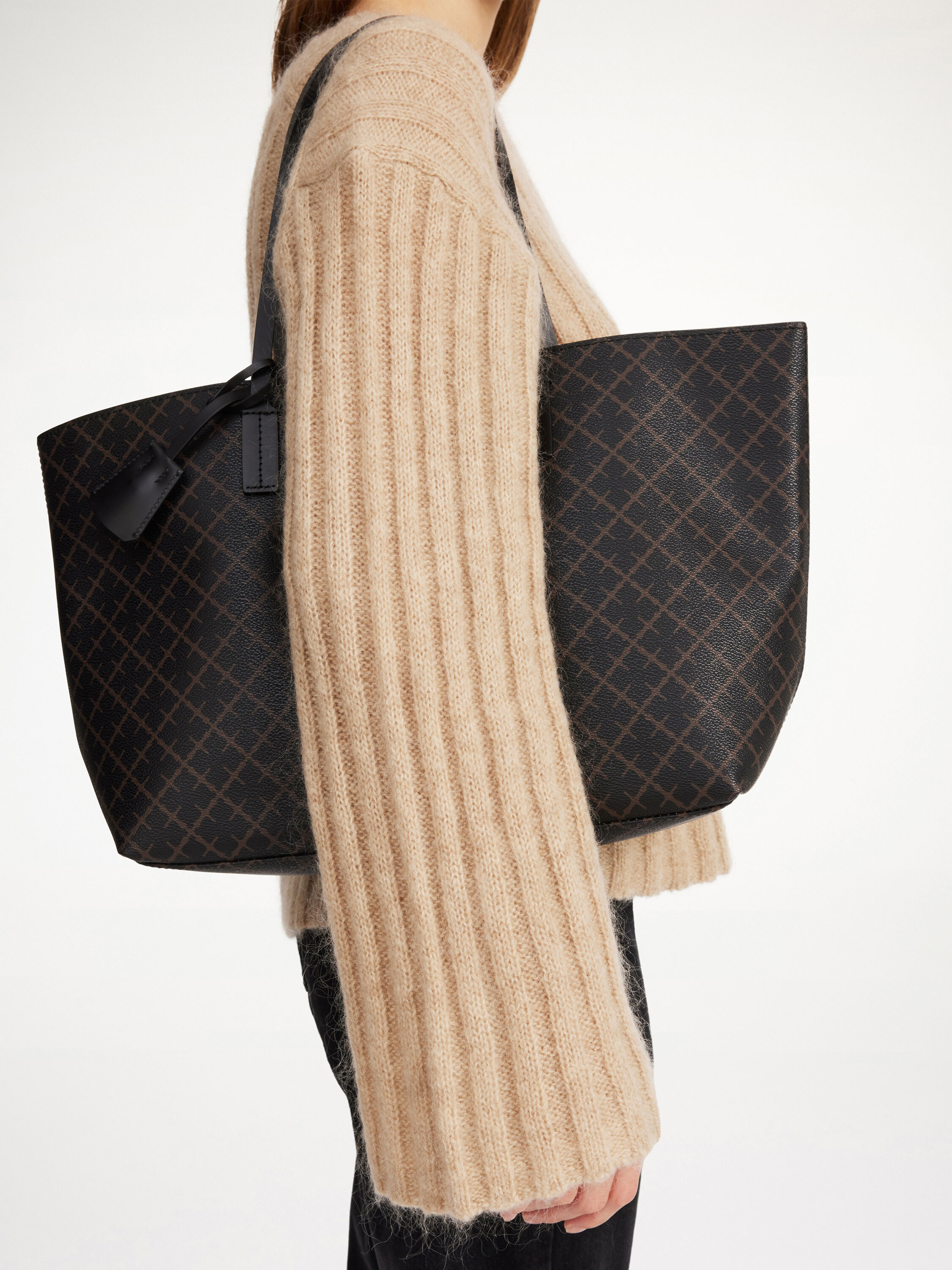 Abigail printed tote bag