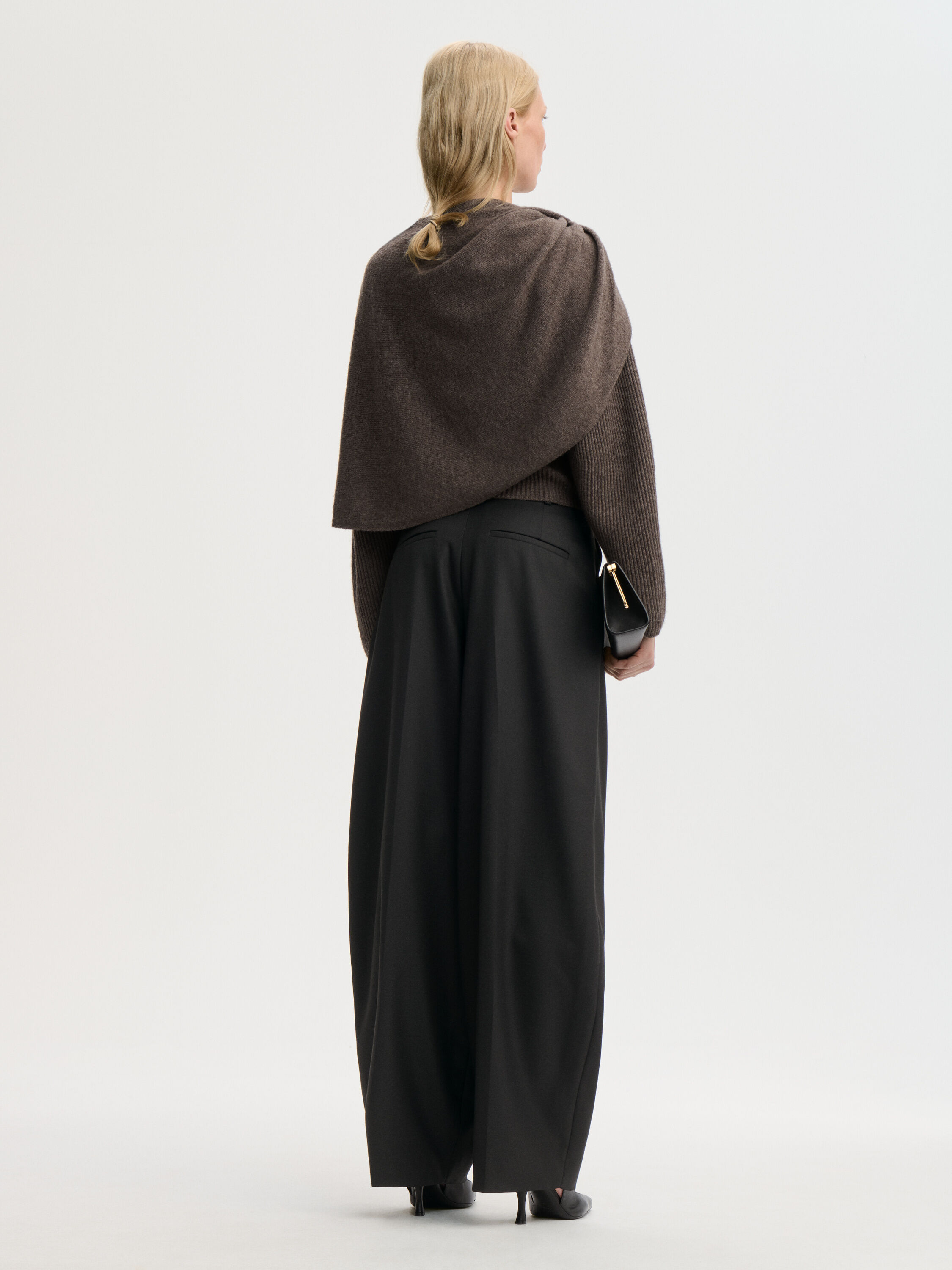 Povilanna barrel-leg trousers