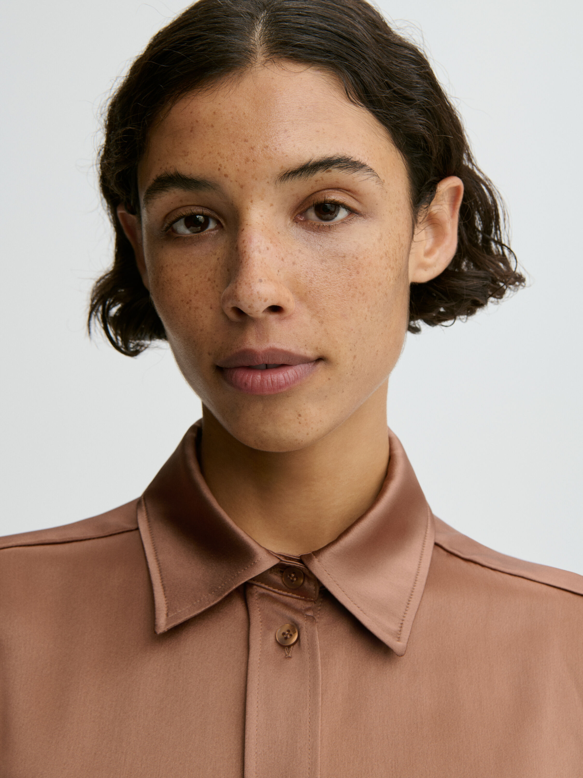 Audrey satinskjorte