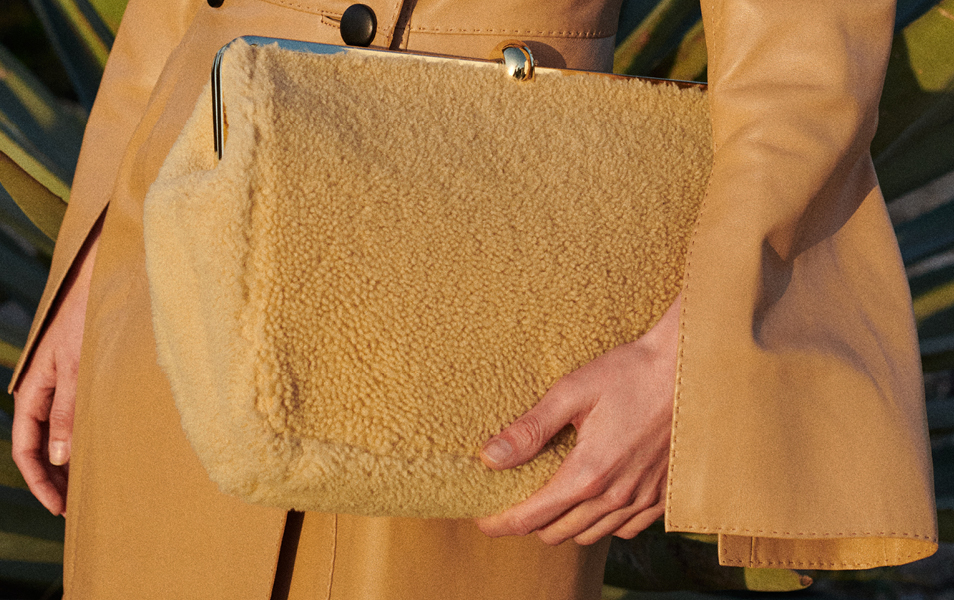 by malene birger moletom com capuz