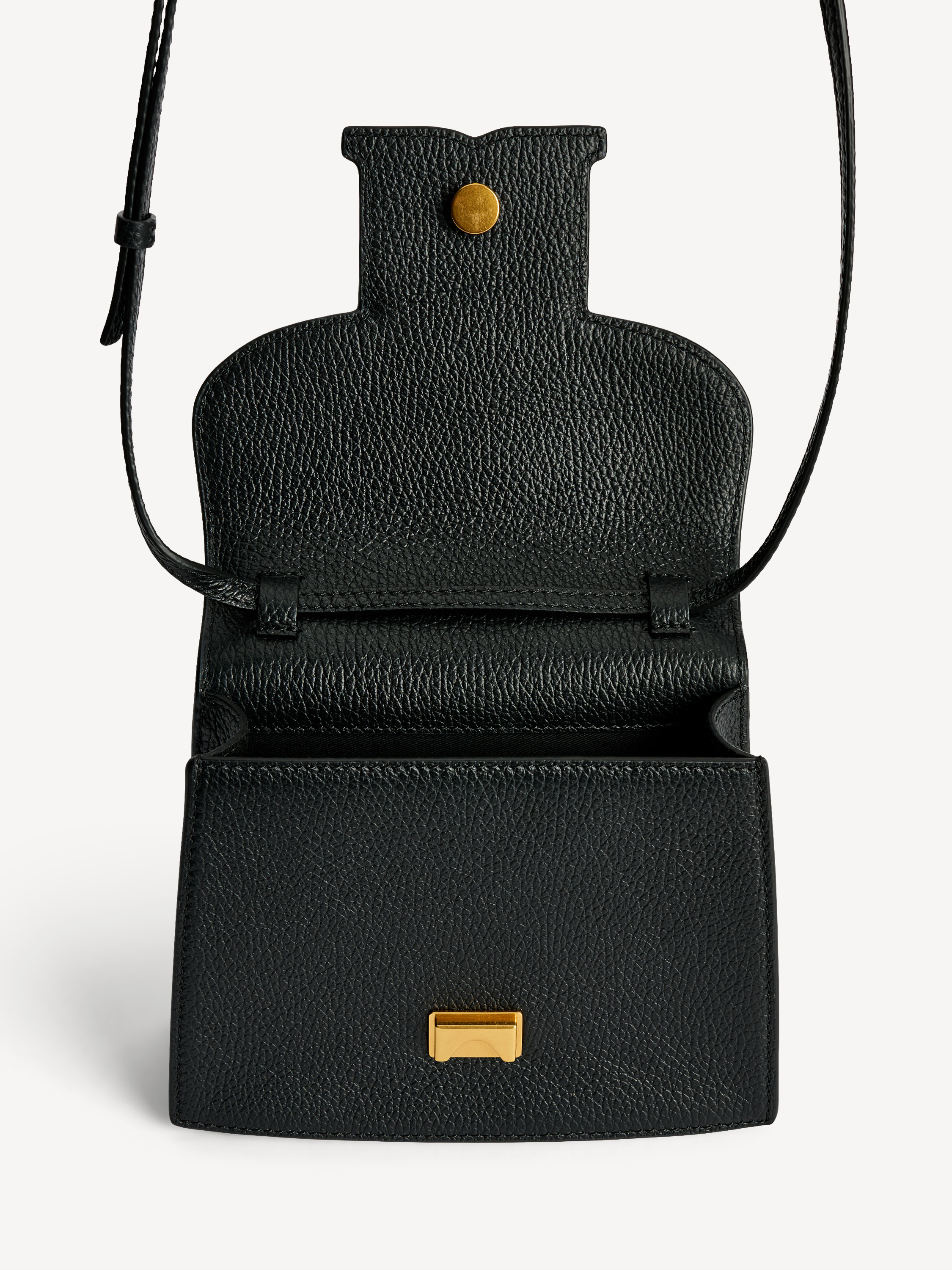Ramil Shoulder Bag