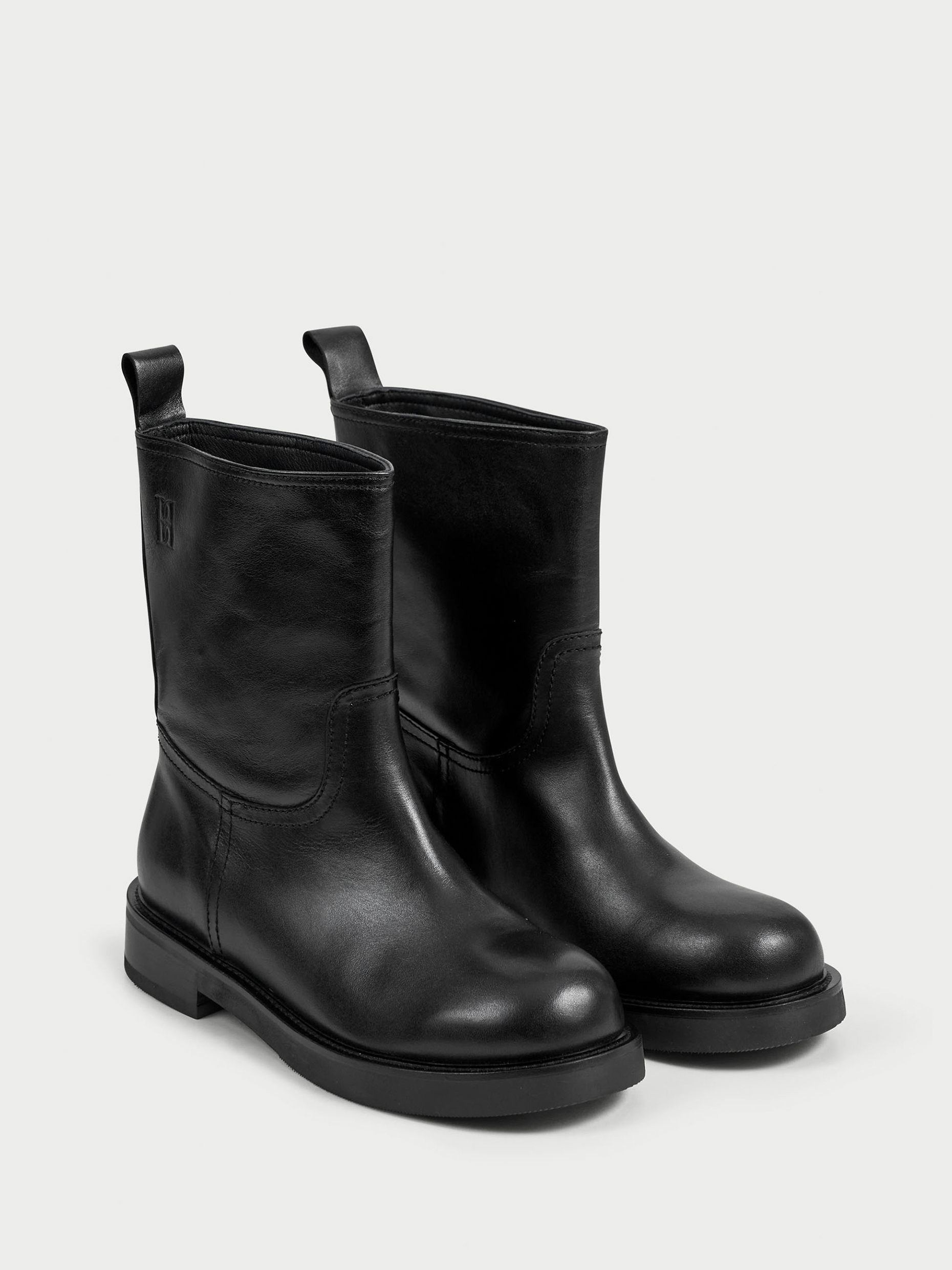 Evelyn Boots