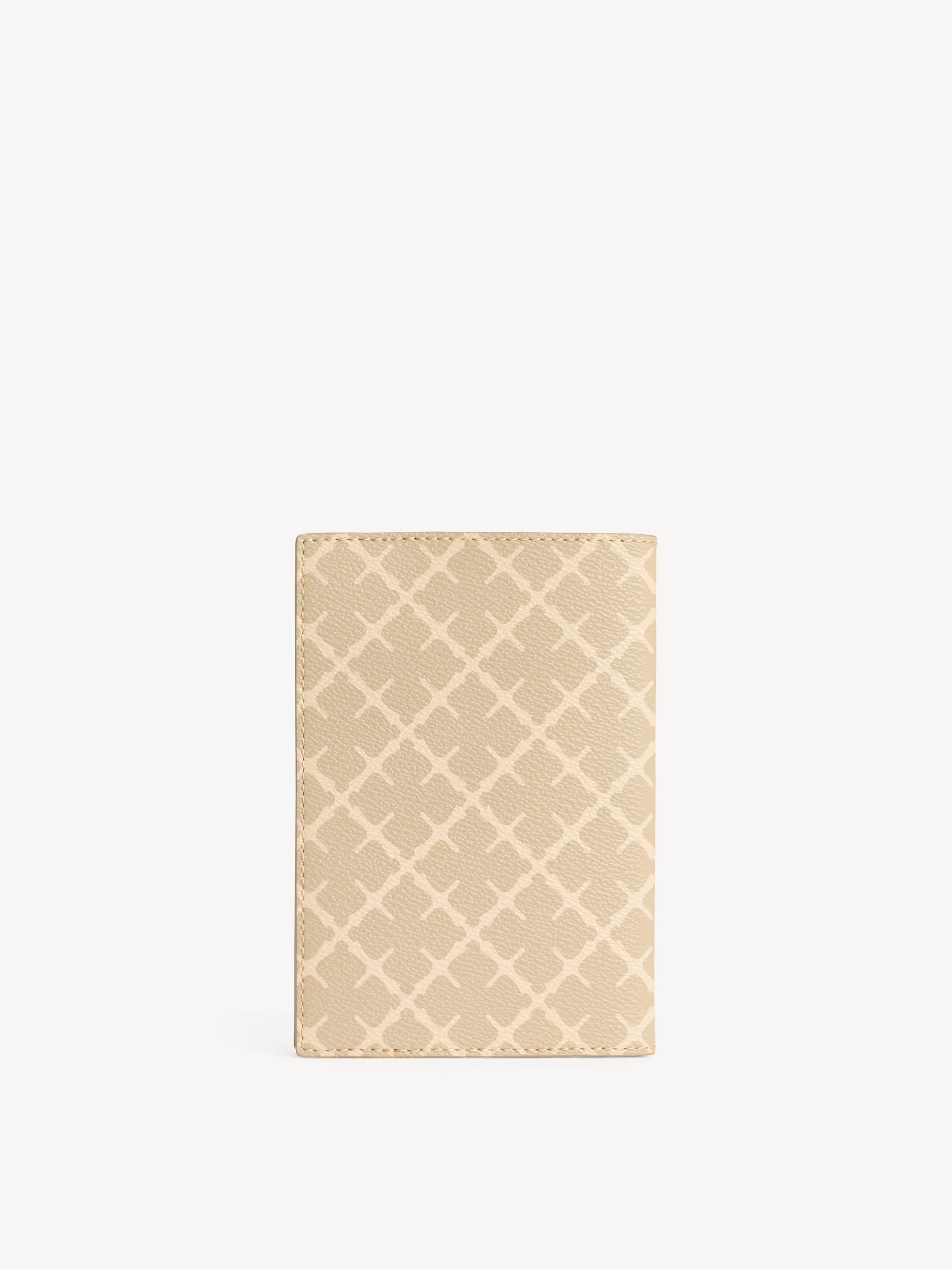 By Malene Birger Women's Feather Ivy Passport Holder