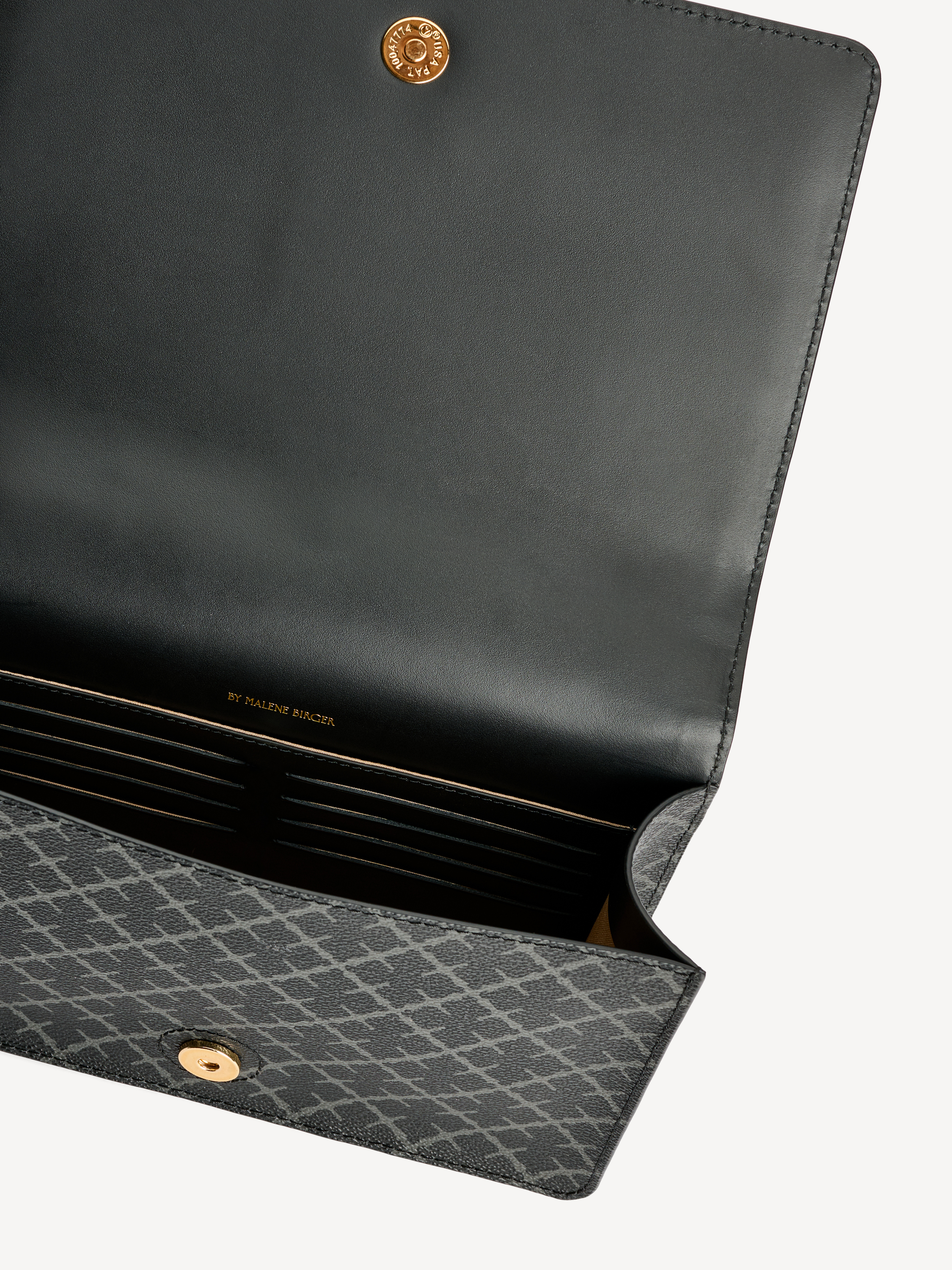 Loennas Shoulder Bag