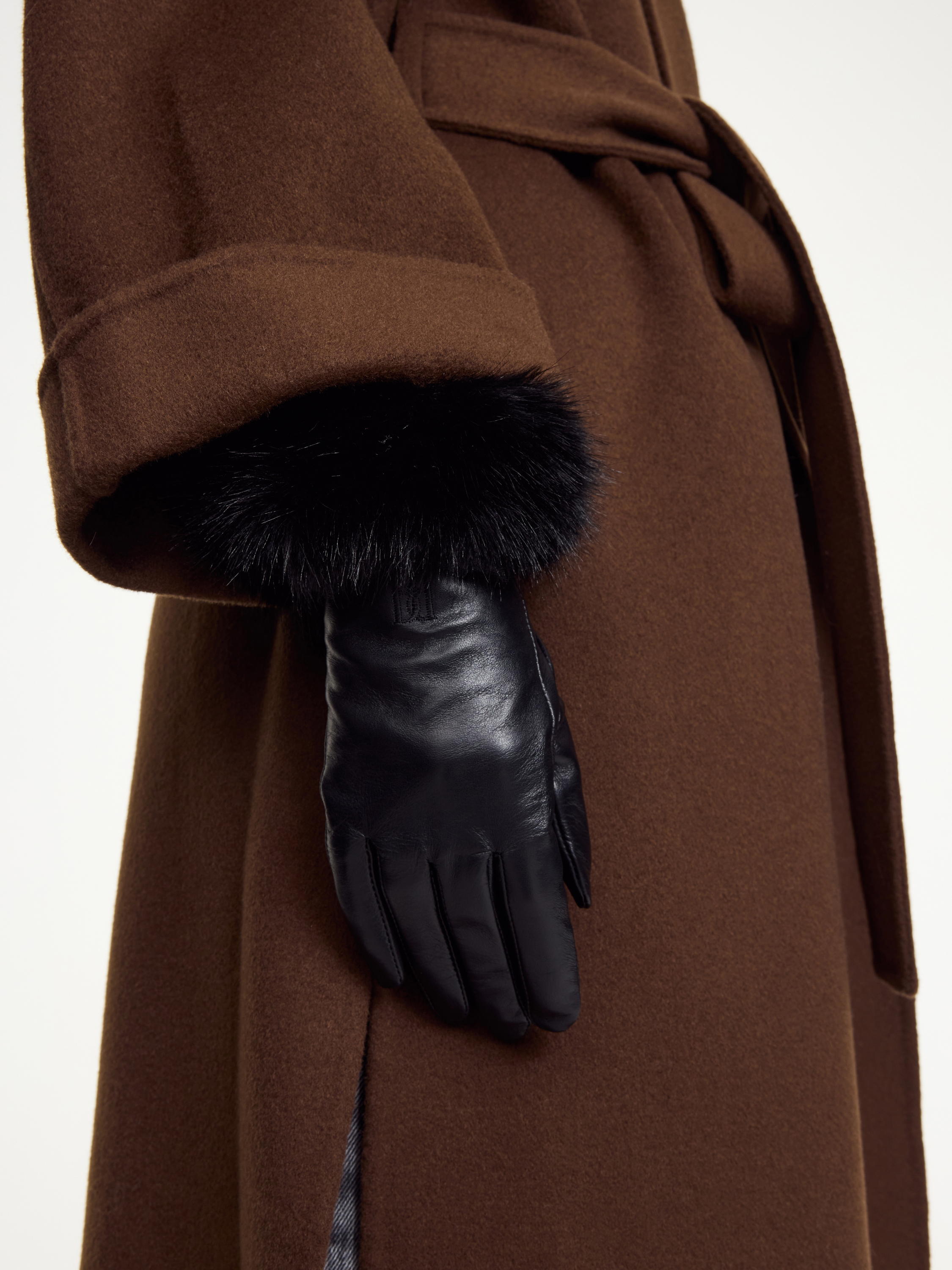 By Malene Birger Genna Leather Gloves In Black