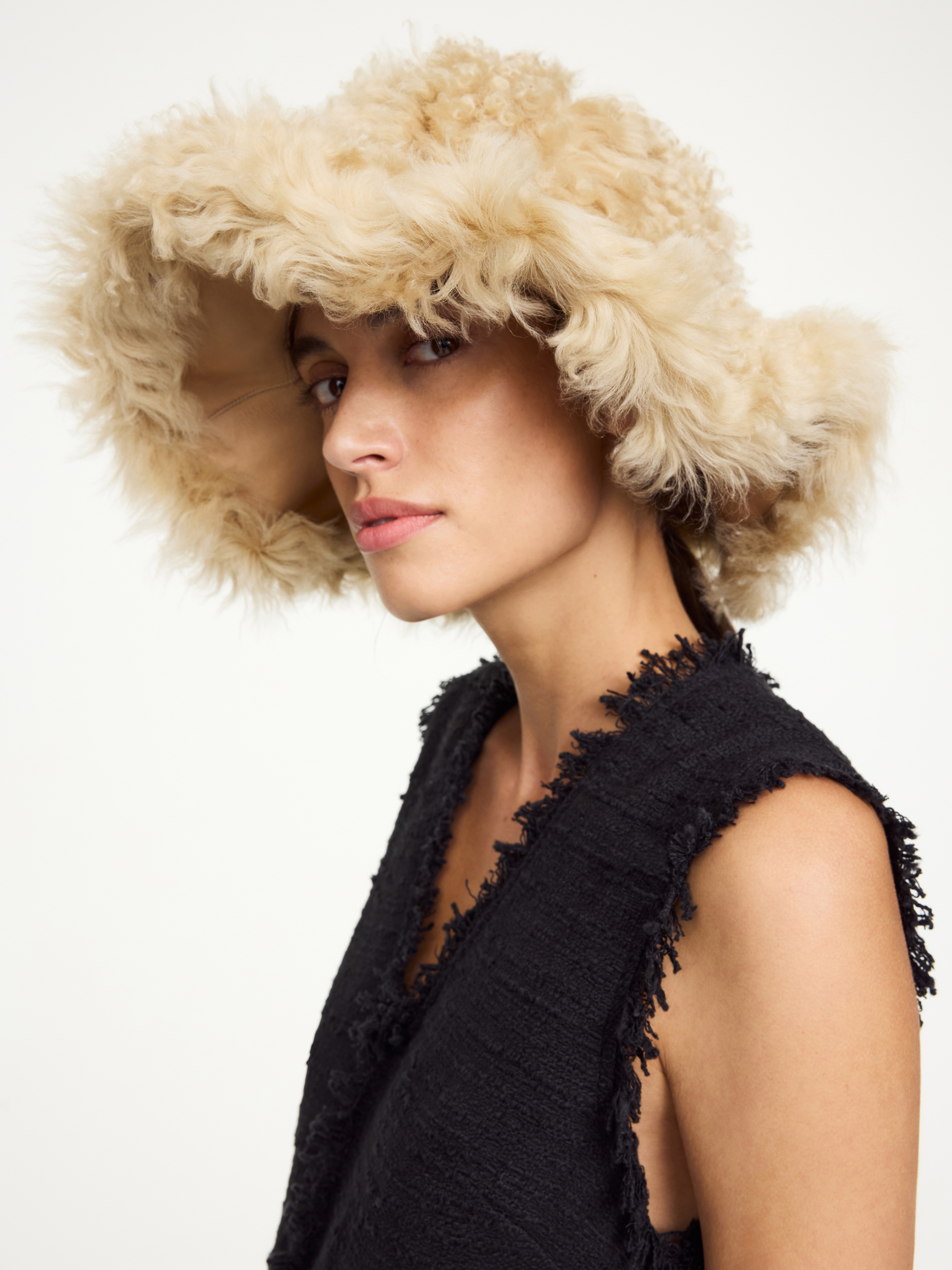 By Malene Birger Hedda Shearling Hat In Sand