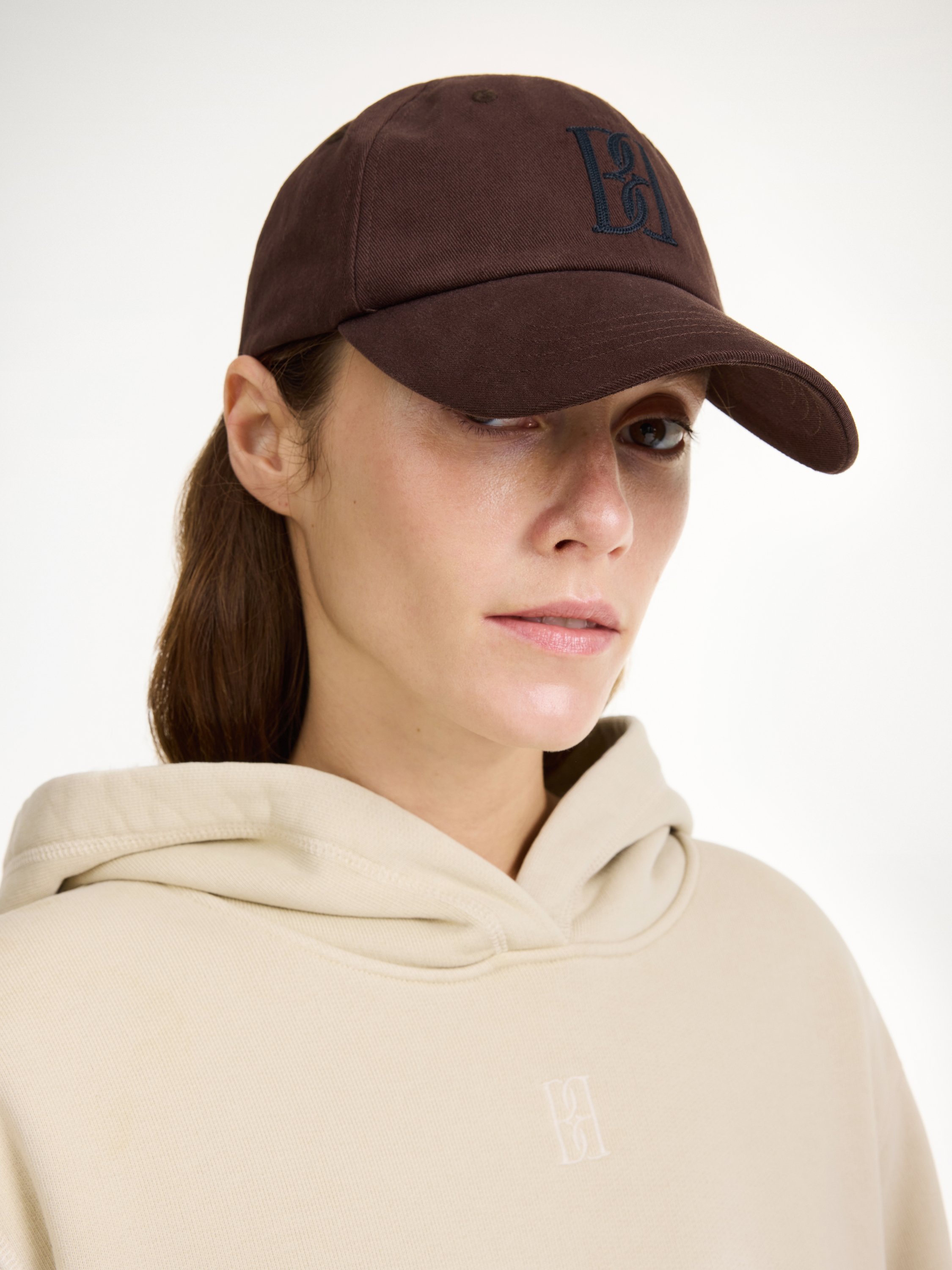 By Malene Birger Aubrieli Hat In Dark Mahogany