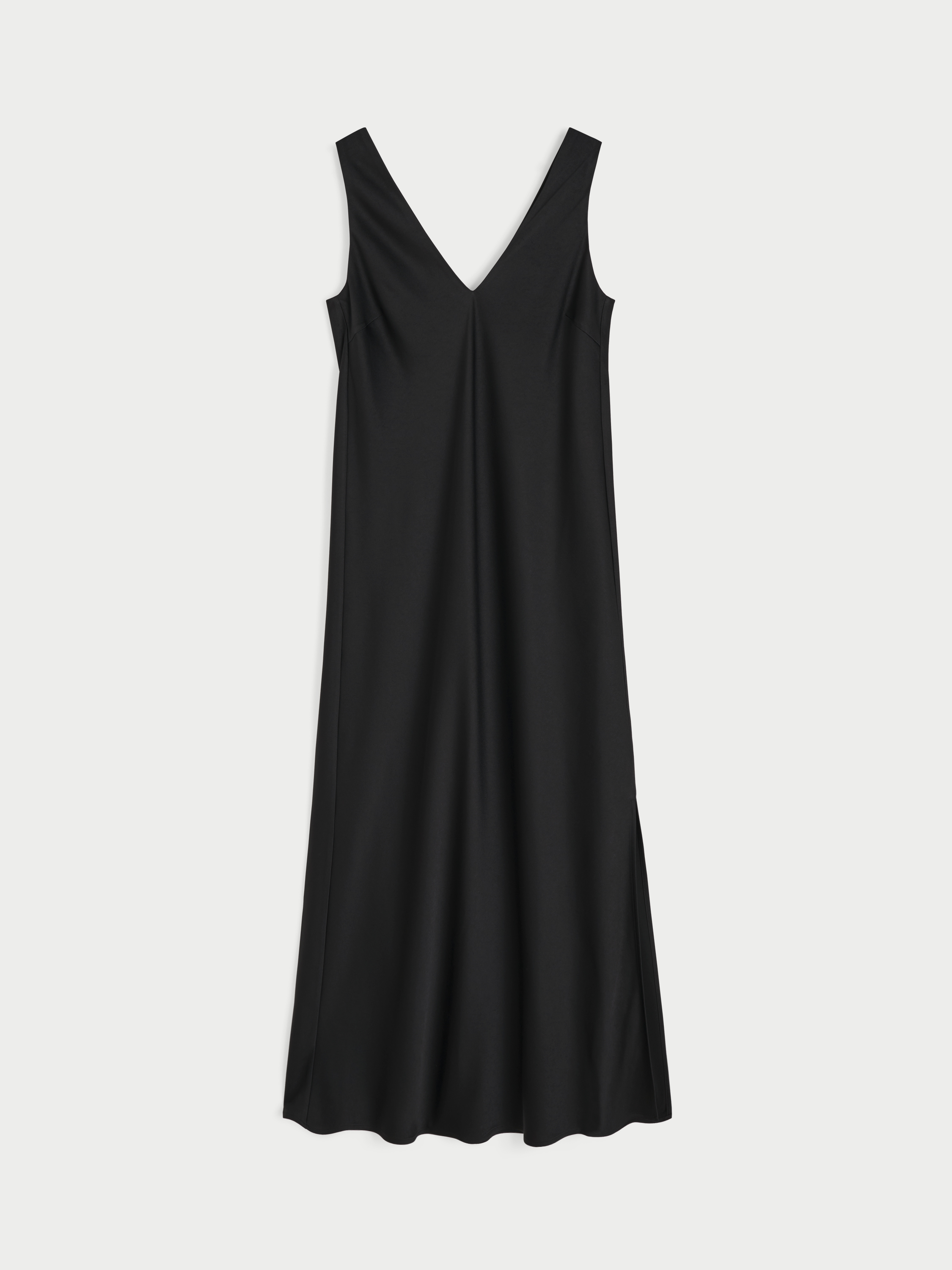 EXCLUSIVE: Levita maxi dress
