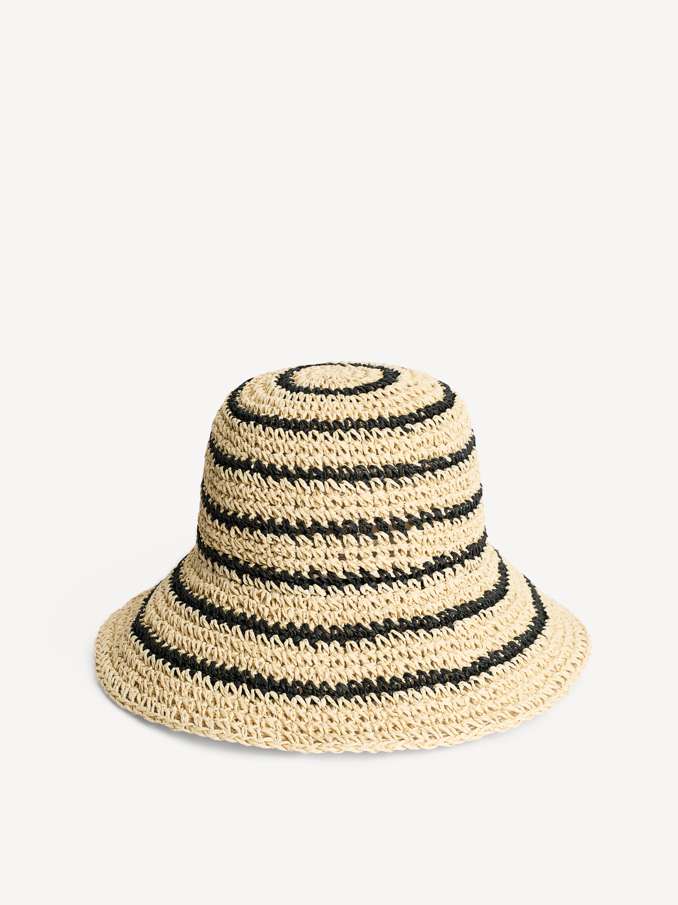 Strawilla paper hat